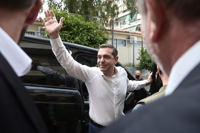 Γιώργος Λιάγκας κατά Αλέξη Τσίπρα: "Με έχει στοιχειώσει το Range Rover - Αναρωτιούνται όλοι γιατί πήρε 20%"