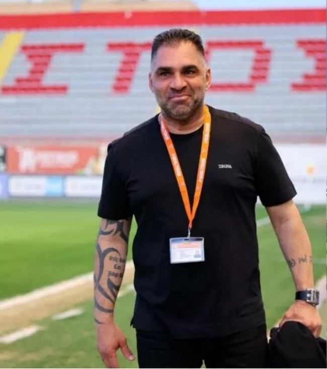 ΣΤΑΥΡΟΣ ΔΗΜΟΣΘΕΝΟΥΣ