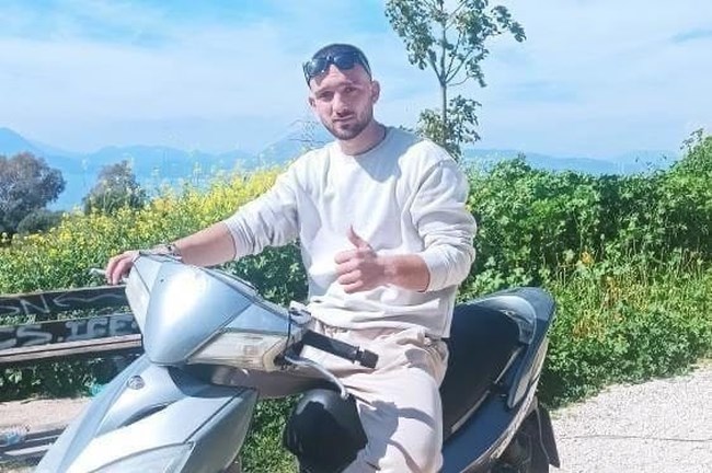 akis karaxristos