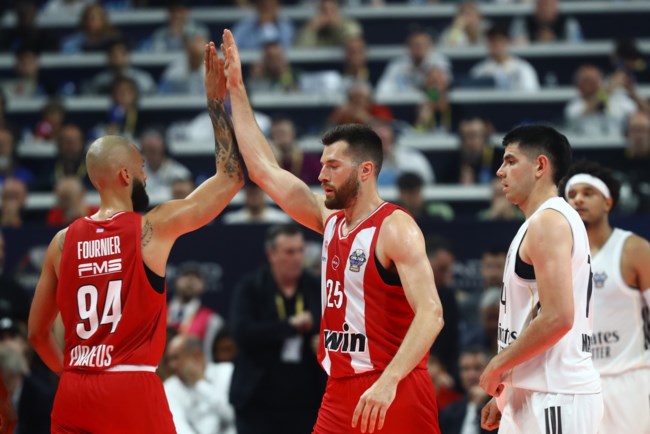 AS για Πίτερς: Αρχίζει σήριαλ με τη μεταγραφή στο Μιλάνο - 4,4 εκατ. ευρώ για 2 χρόνια η πρόταση του Ολυμπιακού