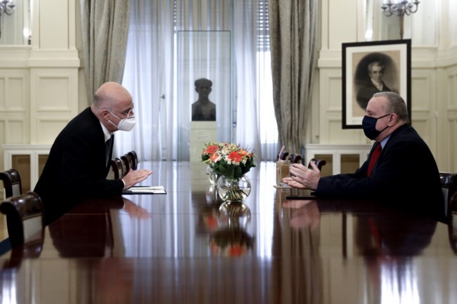 Δένδιας Κατρούγκαλος