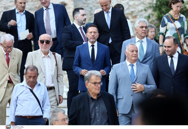 Γιάννης Στουρνάρας