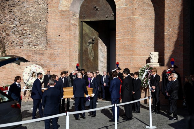 ΚΗΔΕΙΑ ΒΑΛΕΝΤΙΝΟ