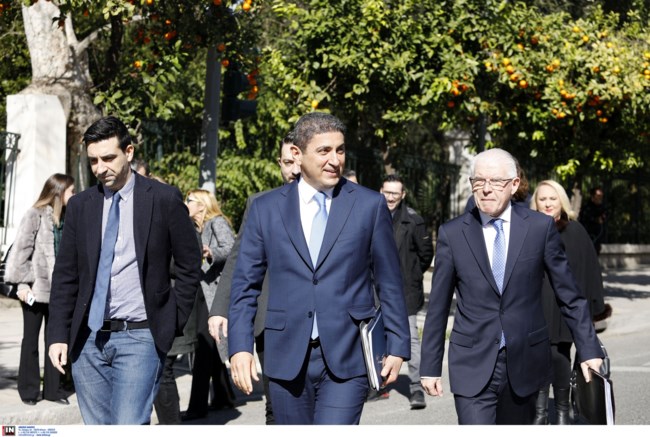 αγροτες Μαξιμου