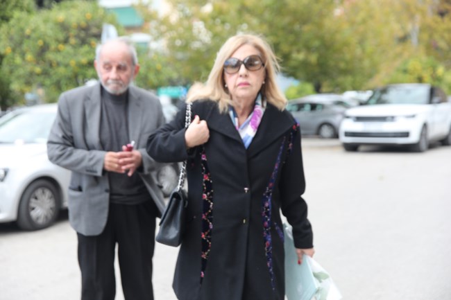 μανουσακης