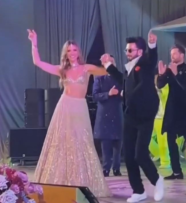 ΙΝΔΙΑ ΓΑΜΟΣ ΤΗΣ ΧΡΟΝΙΑ ΜΕ JLO