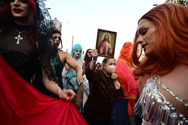 ΕΛΕΝΗ ΛΟΥΚΑ PRIDE