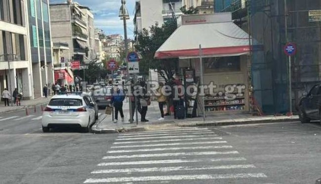 Λαμία: Νταής οδηγός πάρκαρε σε διάβαση αναπήρων και έριξε κουτουλιά σε αστυνομικό επειδή πήρε κλήση