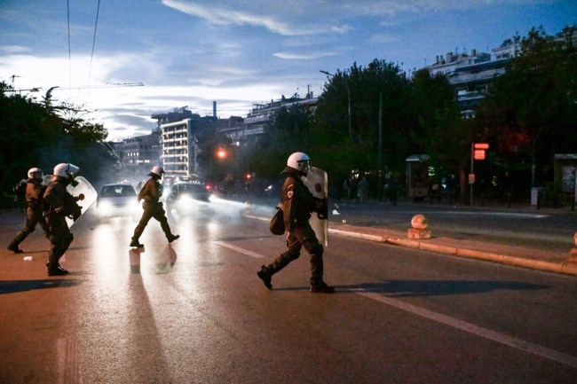 Επεισόδια - Απολογία Ρωμανού