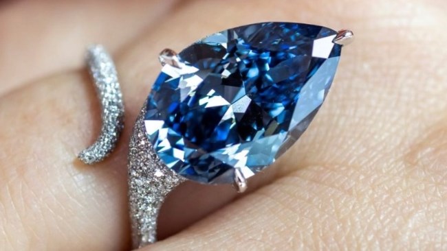 μπλε διαμαντι