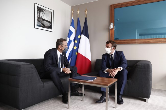 Μητσοτάκης - Μακρόν: Απόλυτη συμφωνία για Τουρκία - Σταματούν οι προκλήσεις αλλιώς κυρώσεις