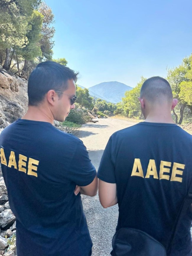 Αυτοψία της ΔΑΕΕ στο σημείο πτώσης των δύο ελικοπτέρων στην Ψάθα με τη συνδρομή drone