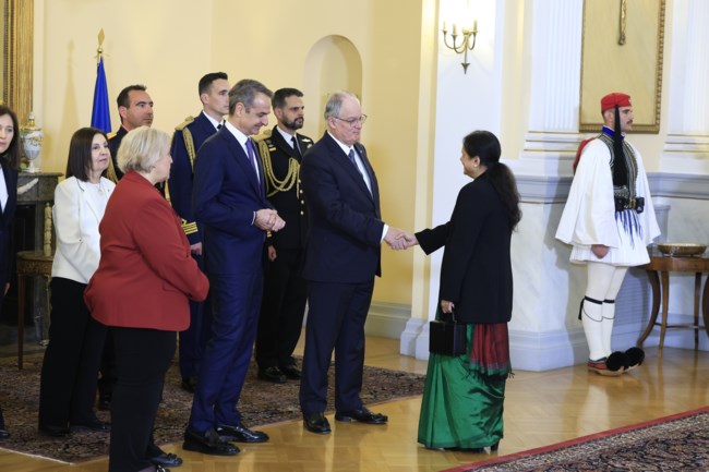 ΔΕΞΙΩΣΗ ΠΤΔ