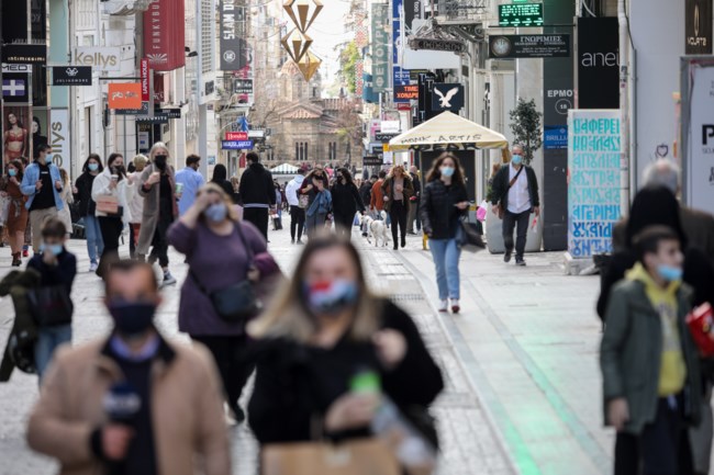 Σήμερα "κληρώνει" για άνοιγμα καταστημάτων και click away - Δυσκολεύει η 11η Ιανουαρίου - Τι θα γίνει με τις εκπτώσεις