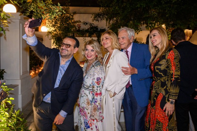 Ολγα Κεφαλογιάννη: Κομψή με boho φόρεμα σε ένα μοναδικής φινέτσας dinner [εικόνες]