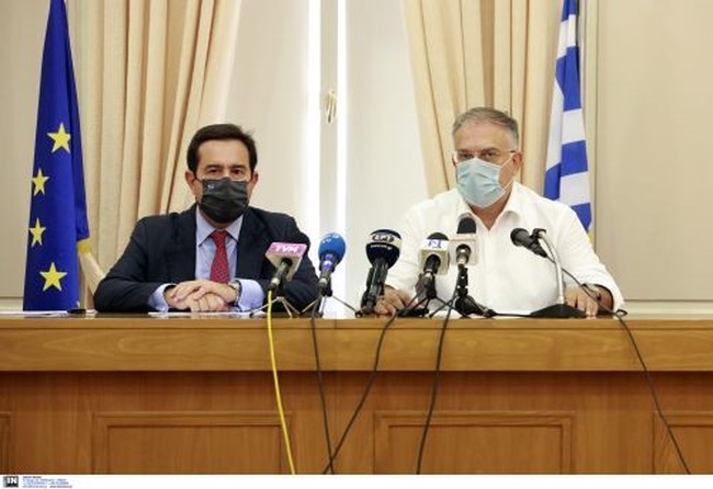 Χάος από νέα φωτιά στη Μόρια: Καίγονται σκηνές - Οικογένειες με μωρά τρέχουν να σωθούν [Βίντεο]