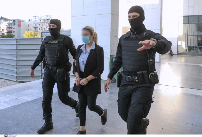 Επίθεση με βιτριόλι: Oμόφωνα ένοχη για απόπειρα ανθρωποκτονίας η Κακαράντζουλα - 15 χρόνια κάθειρξη προτείνει ο Εισαγγελέας