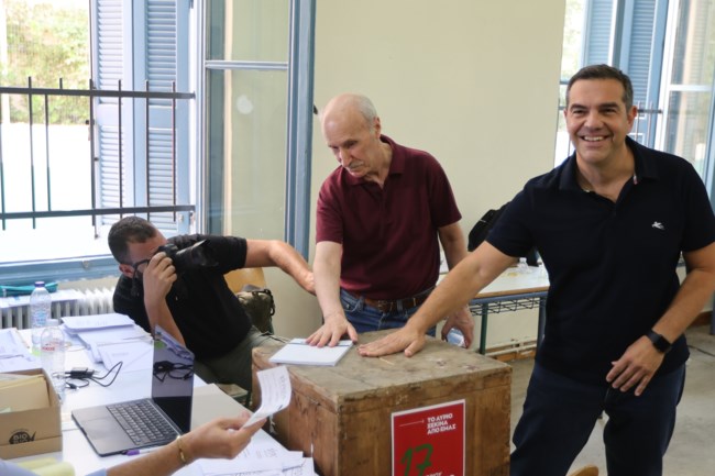 Εκλογές ΣΥΡΙΖΑ: Ψήφισε ο Αλέξης Τσίπρας - "Βιάστηκαν πολύ όσοι κήρυξαν τον ΣΥΡΙΖΑ απόντα"
