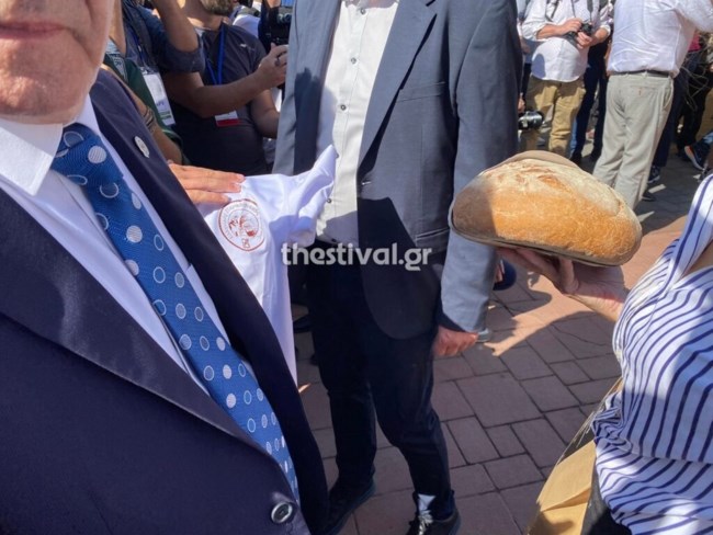 Τα απρόοπτα της ΔΕΘ: Γιατί ο Μητσοτάκης... αναγκάστηκε να παραδεχθεί ότι "δεν σκαμπάζει από μαγειρική"  [βίντεο]