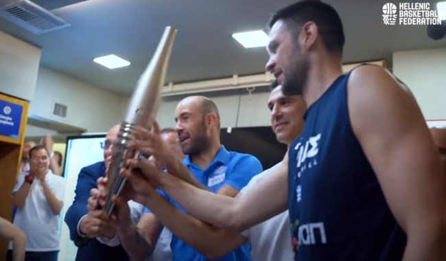 Εξαλλοι πανηγυρισμοί των παικτών της Εθνικής στα αποδυτήρια μετά την πρόκριση στους Ολυμπιακούς [βίντεο]