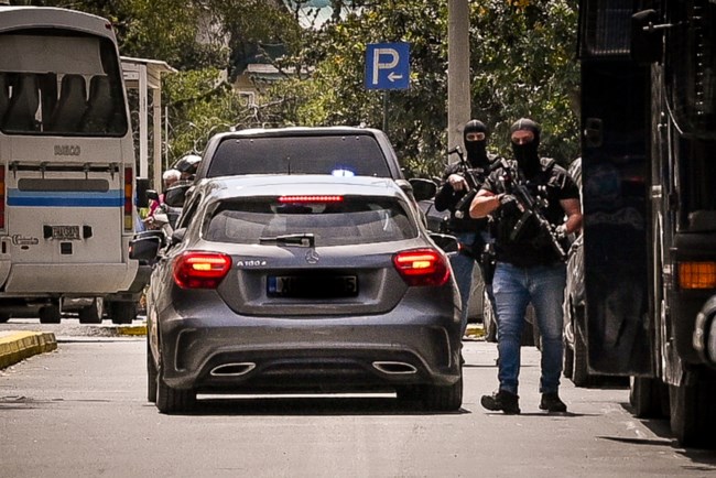 Στην Ευελπίδων οι συλληφθέντες για τη δολοφονία Μοσχούρη στο Χαλάνδρι - Δρακόντεια μέτρα ασφαλείας