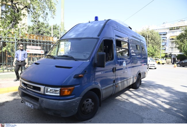 Δικαστήρια