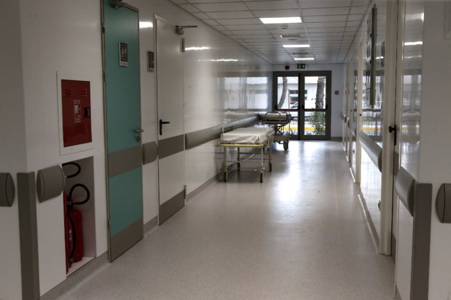 Κορονοϊός: Στο "κόκκινο" με 400 διασωληνωμένους και 59 θανάτους - 2198 νέα κρούσματα
