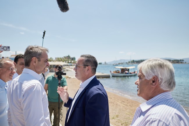 Μητσοτάκης στο Αλιβέρι: Η αναφορά στον πατέρα του, Κωνσταντίνο με αφορμή την επένδυση 400 εκατ. ευρώ της ΑΓΕΤ Ηρακλής