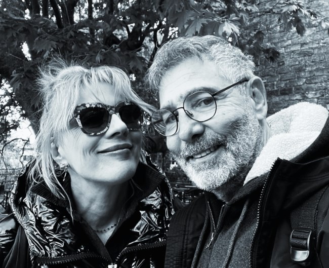 Καρύδη - Αθερίδης: Το love story που κράτησε 23 χρόνια - Η γνωριμία και η κατά λάθος αποκάλυψη της σχέσης