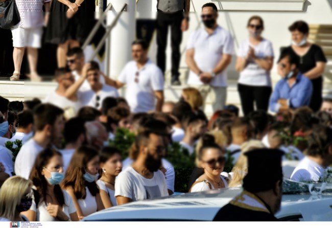 Κηδεία Γαρυφαλλιάς