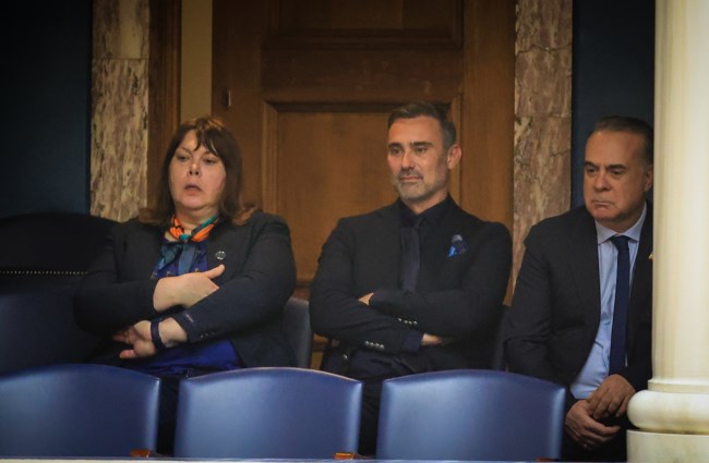 "Σήμερα κλαίω από το πρωί": Κατέρρευσε από συγκίνηση ο Γιώργος Καπουτζίδης - Το "ευχαριστώ" στους γονείς του
