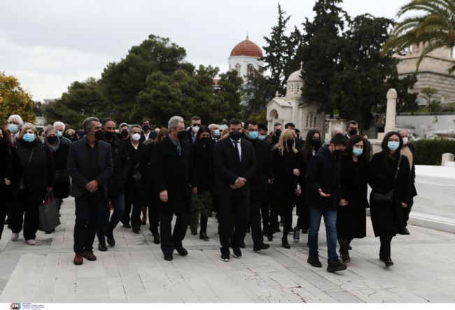 κηδεια τσοβολα
