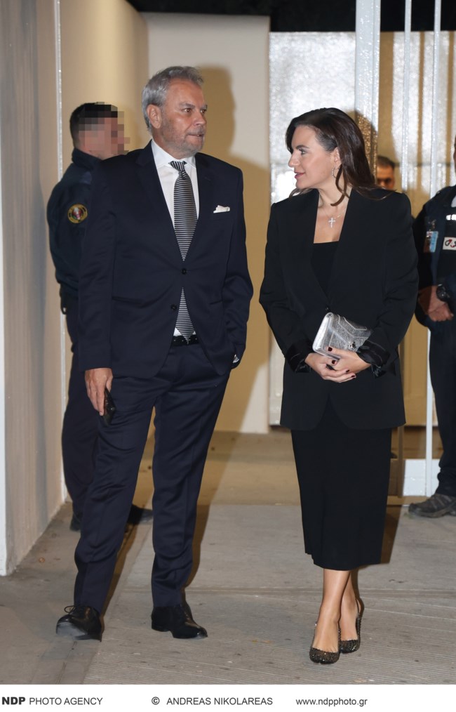 Η Όλγα Κεφαλογιάννη εντυπωσιακή στη δεξίωση της Κίμπερλι Γκίλφοϊλ - Οι sparkle γόβες της