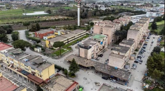 Ιταλία Νάπολη ομαδικός βιασμός 13χρονων κοριτσιών