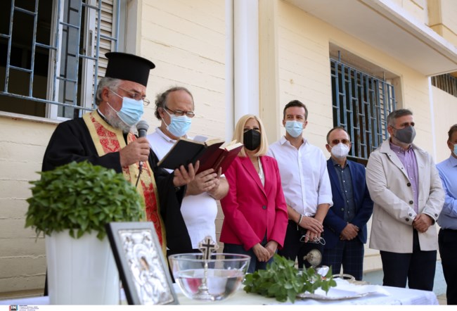 Γεννηματά για το άνοιγμα σχολείων: Η κυβέρνηση κάνει τα ίδια λάθη [εικόνες]
