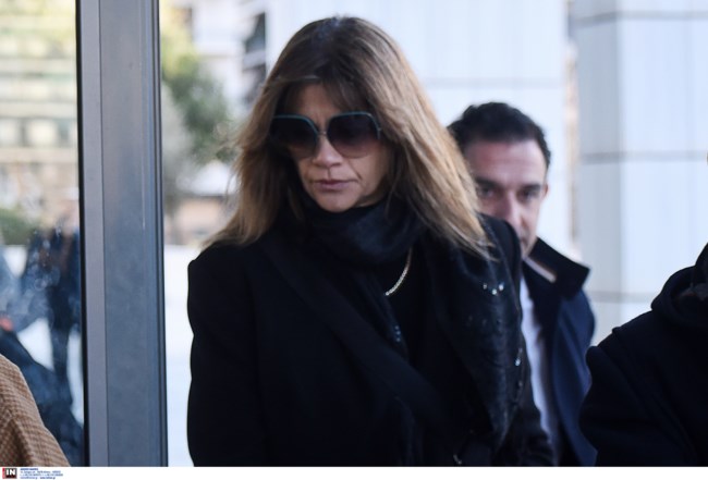 Δίκη Πέτρου Φιλιππίδη: Ένταση ανάμεσα στους δικηγόρους - Μήνυμα με "λαχτάρα" επικαλείται ο Δημητρακόπουλος