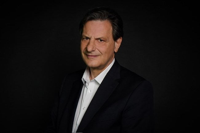 Σκυλακάκης για αφιέρωμα