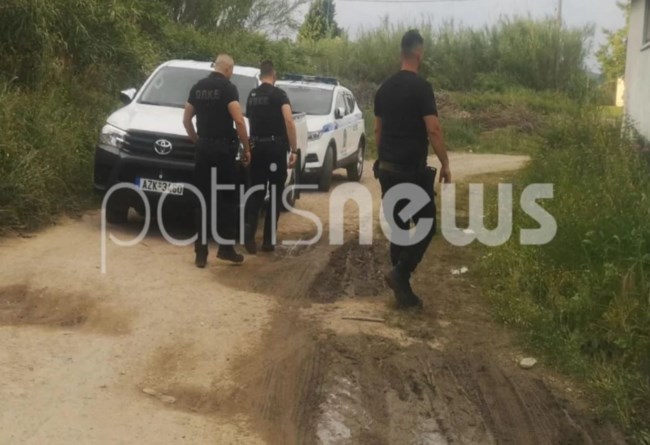 κοριτσακι πυργος