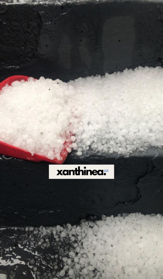 Ξάνθη: Μετά τον καύσωνα, έντονη χαλαζόπτωση - Στα λευκά ορεινοί οικισμοί [Βίντεο - Εικόνες]