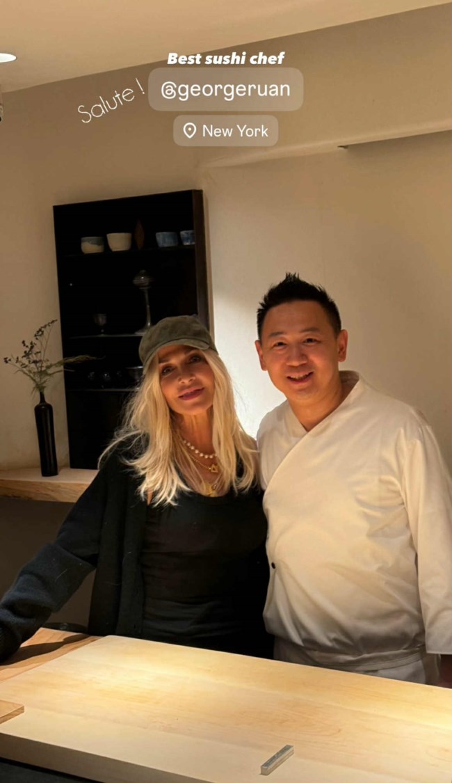 Άννα Βίσση: Casual σε ιαπωνικό εστιατόριο - Είναι βραβευμένο με αστέρι Michelin