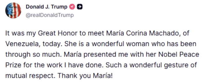 Ο Τραμπ δέχθηκε το Νόμπελ Ειρήνης που του παρέδωσε η Ματσάδο - "Υπέροχη χειρονομία αμοιβαίου σεβασμού"