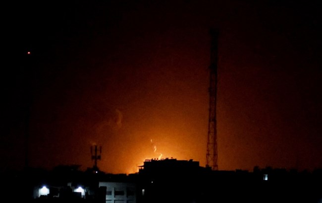 Τεταμένη η κατάσταση στη Μέση Ανατολή: Το Ισραήλ εξαπέλυσε αεροπορικά πλήγματα στην Λωρίδα της Γάζας