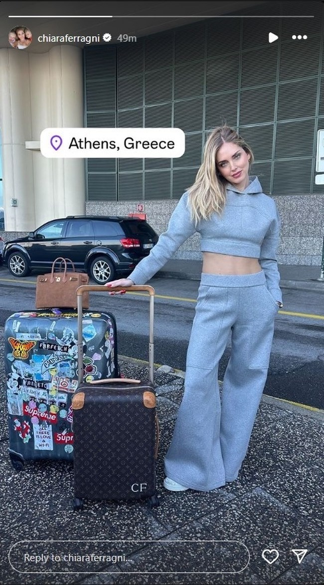 Κιάρα Φεράνι: Στην Ελλάδα η διάσημη Ιταλίδα influencer - Η φωτό από το "Ελ. Βενιζέλος"