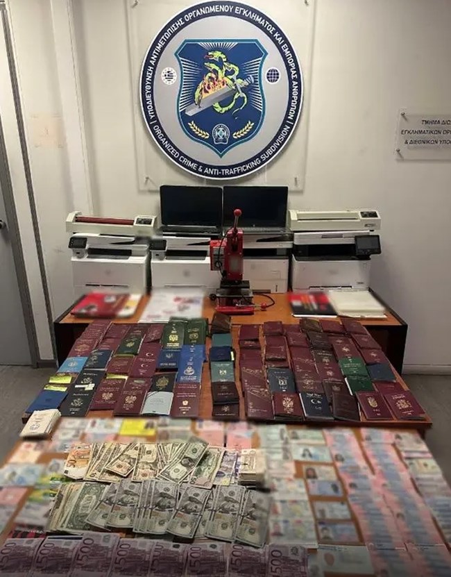 Εξαρθρώθηκε κύκλωμα διακίνησης μεταναστών σε χώρες της ΕΕ μέσω του "Ελ. Βενιζέλος" - Η κομπίνα με εταιρεία "βιτρίνα"