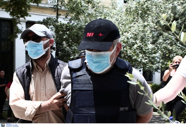 "Dr. Kontos": Παραπέμπεται σε δίκη για 12 ανθρωποκτονίες καρκινοπαθών και 14 απόπειρες ο γιατρός-"μαϊμού"
