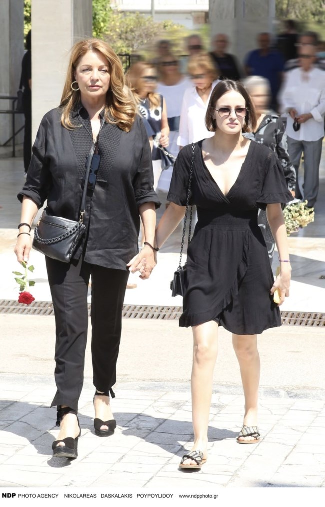 ΑΝΤΖΕΛΑ ΓΚΕΡΕΚΟΥ