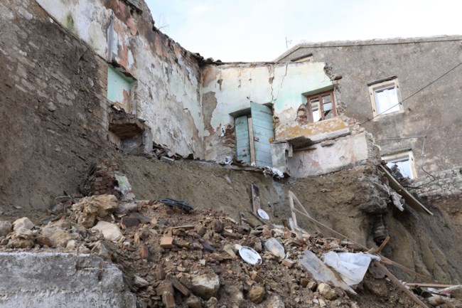 ΚΑΡΟΥΣΑΔΕΣ-ΚΕΡΚΥΡΑ