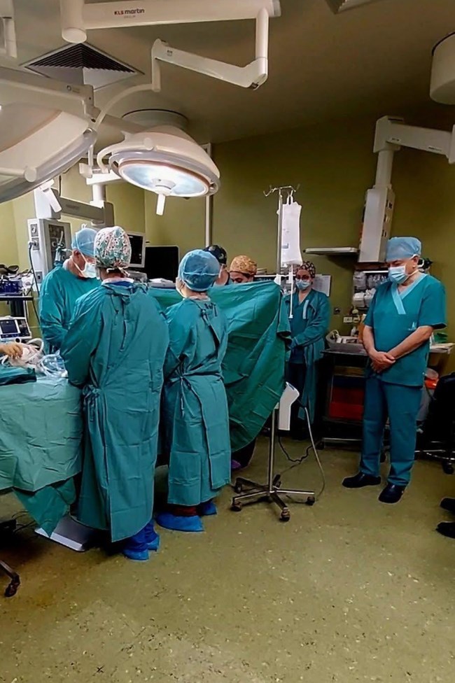 Ηράκλειο: Χαρίζει ζωή ο 3χρονος Άγγελος, η καρδιά του θα σώσει ένα παιδί από τη Γερμανία - Οι γιατροί κράτησαν "ενός λεπτού σιγή"