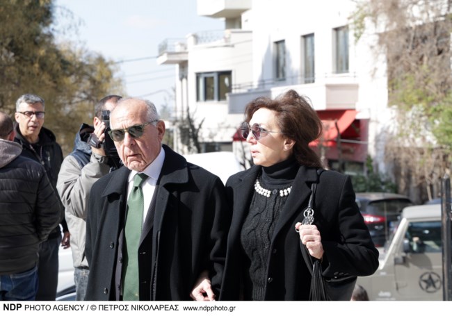Βασίλης Κωνσταντίνου με την σύζυγό του