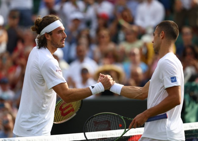 Εύκολα στους "16" του Wimbledon ο Τσιτσιπάς: Επικράτησε του Λάσλο Τζέρε με 3-0 σετ
